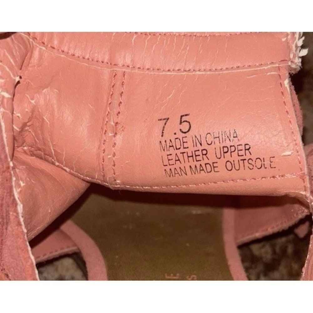 Very Volatile 7.5 Notion‎ Fringe Coral Suede Leather Wedge Sandals Boho Western - Picture 9 of 9